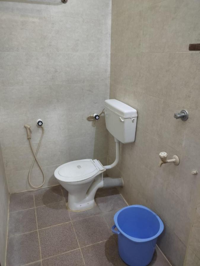 Sri Vari Residency Hostel Vellore Phòng bức ảnh