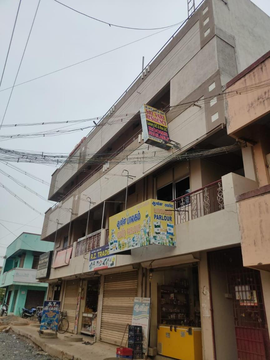 Sri Vari Residency Hostel Vellore Ngoại thất bức ảnh